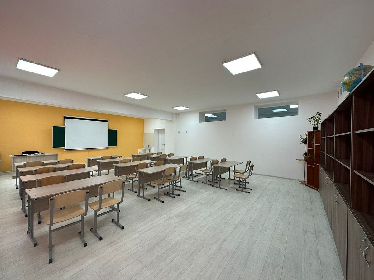 В Алматы завершено строительство пристроек к нескольким школам 