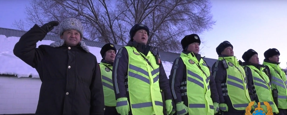 Полиция Алматы перешла на усиленный вариант