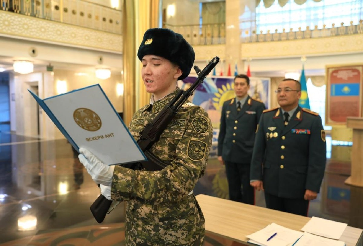 В Вооруженных силах отметили День Независимости Казахстана