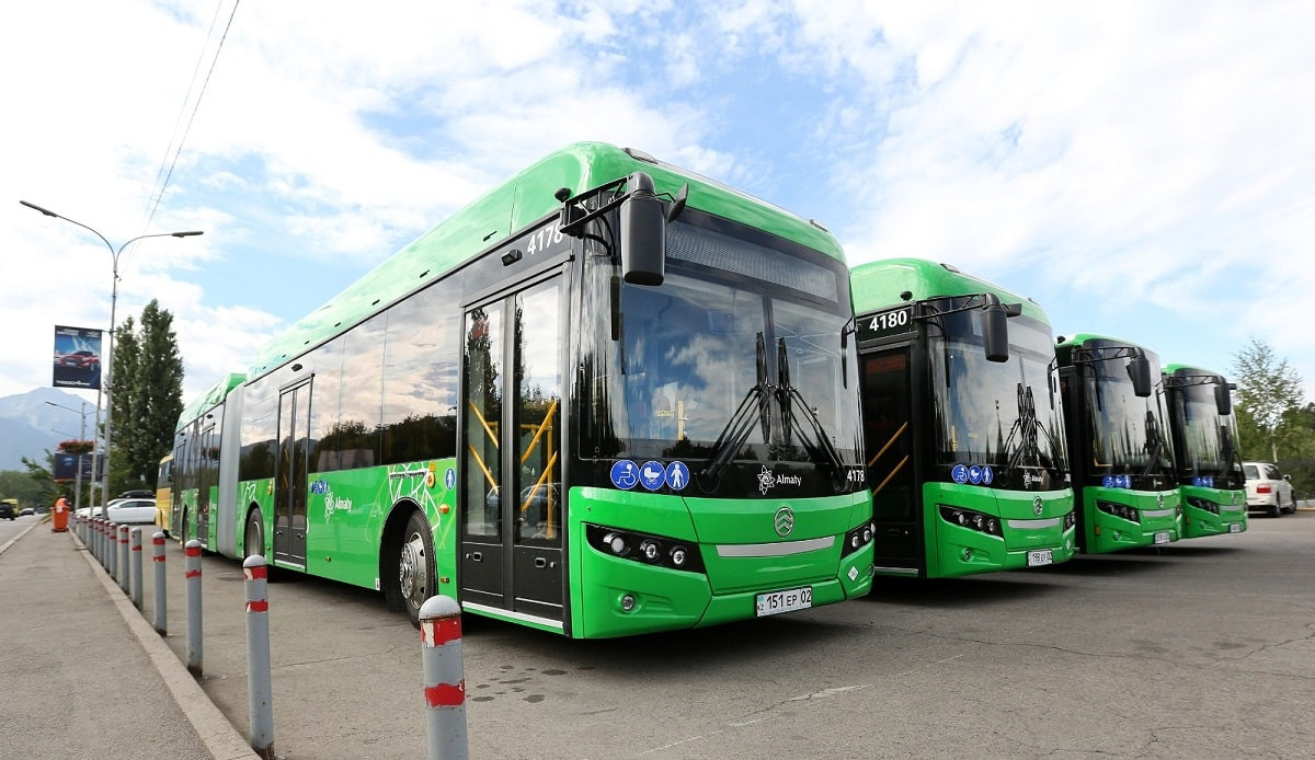 В автобусные парки Алматы поступило 1150 новых автобусов
