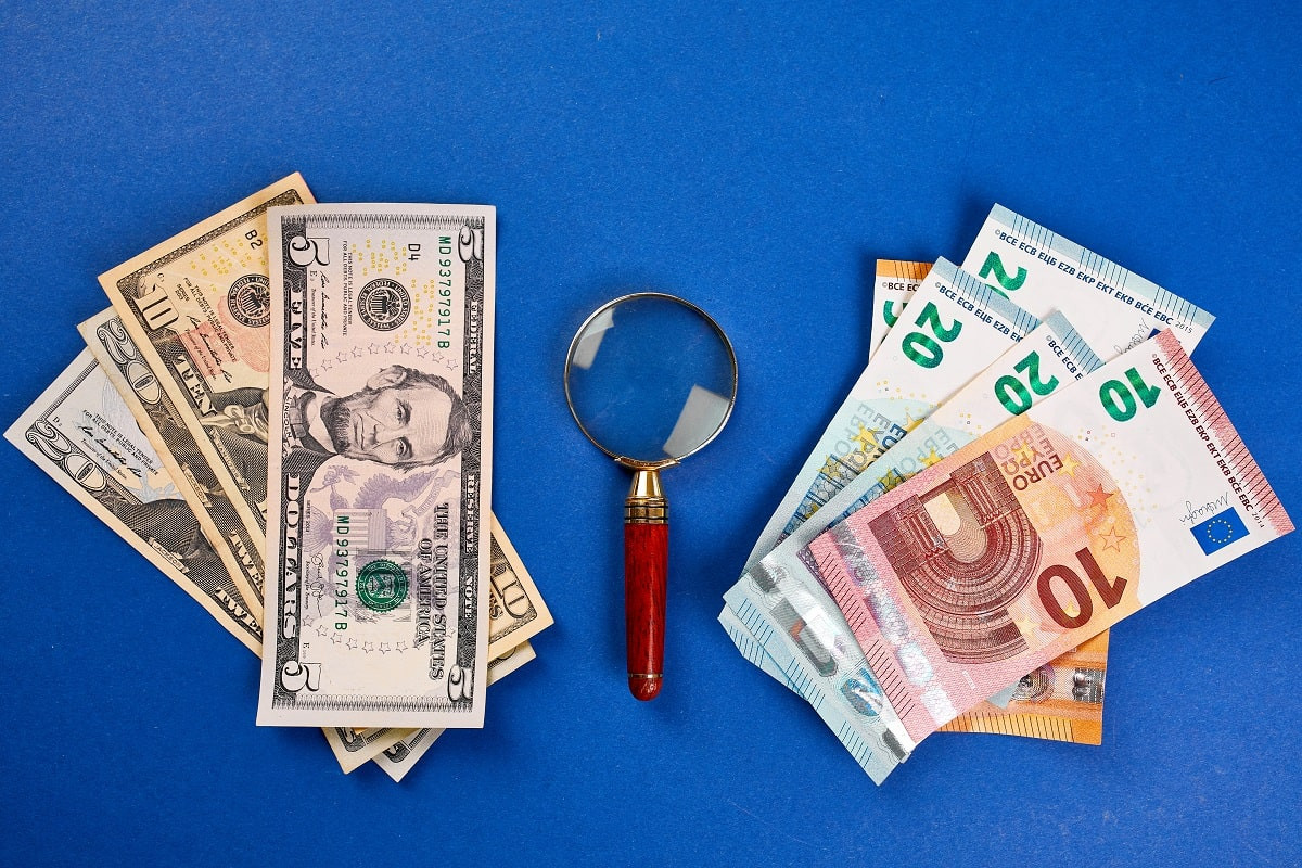 Курс доллара и евро в обменниках Алматы 12 января 2024 