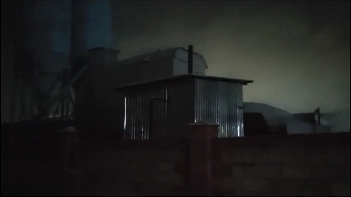 Густой дым и едкий запах: жители Каскелена жалуются на завод от которого исходит зловоние