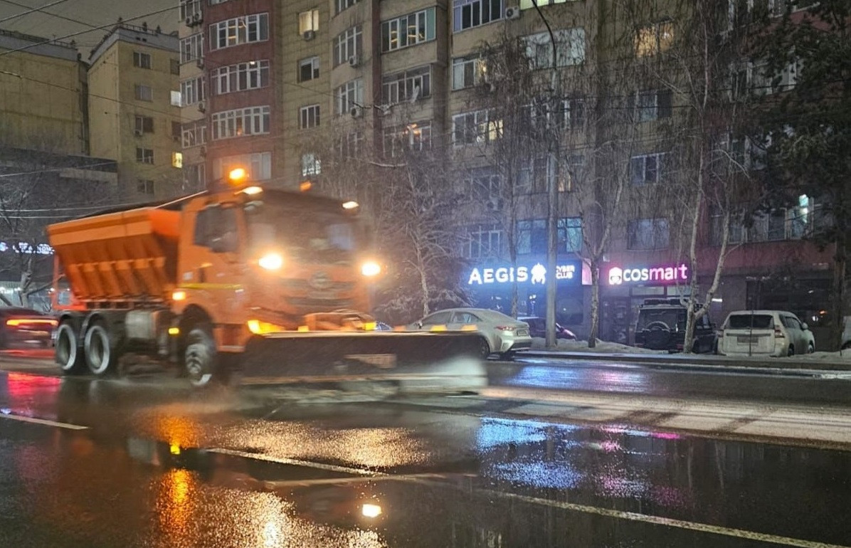 Как производится уборка снега в Алматы