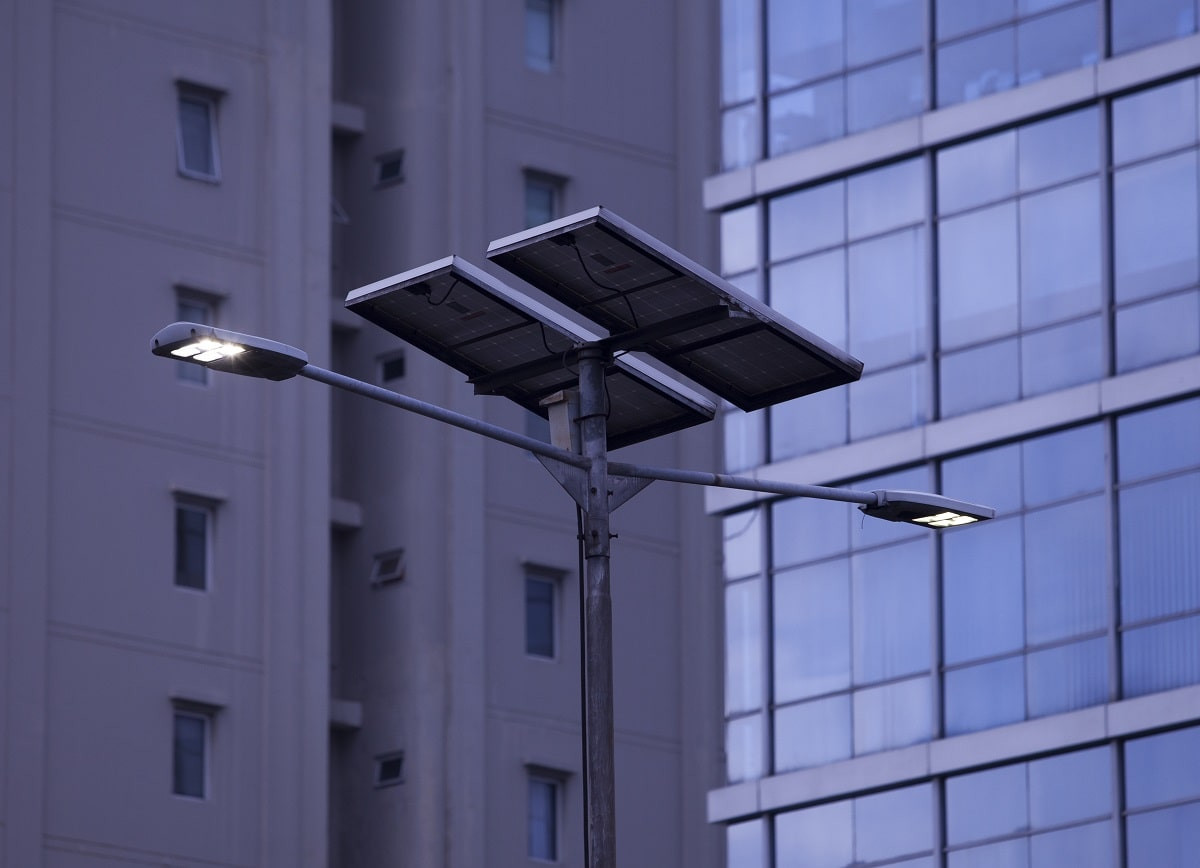 Более 5000 светильников модернизируют в Алмалинском районе в 2024 году