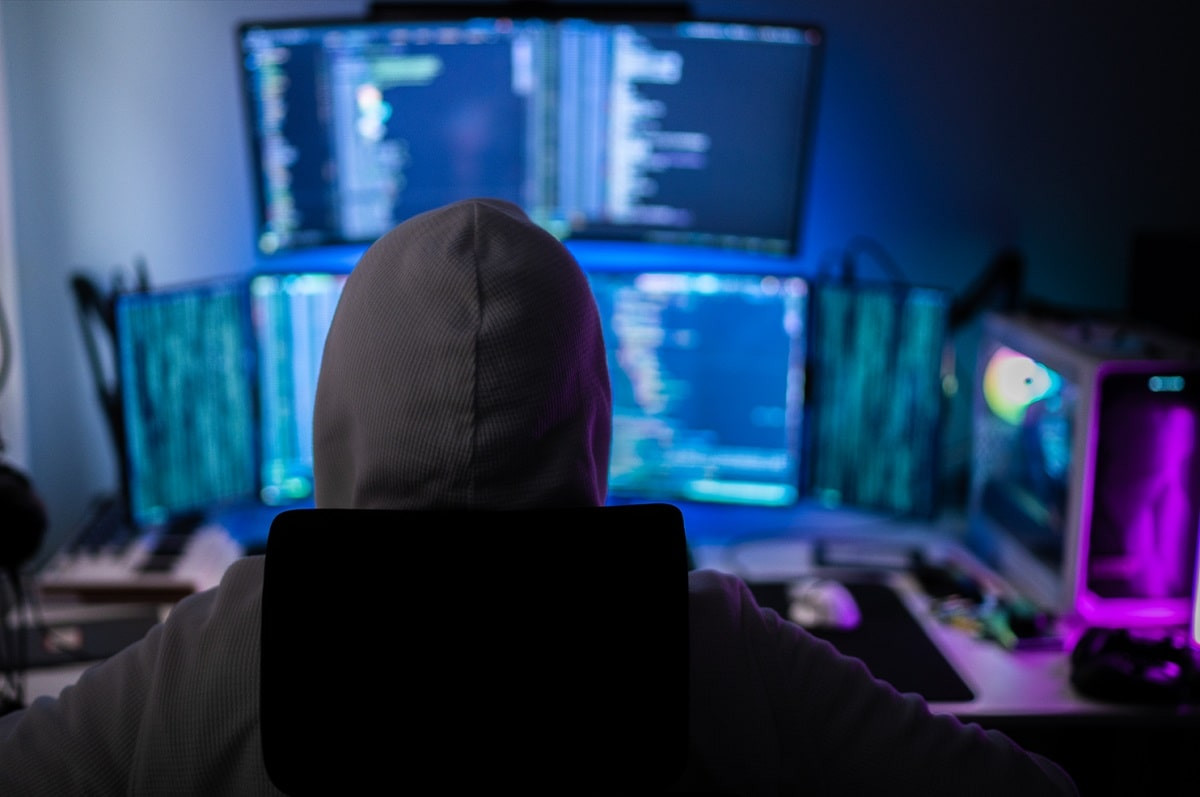 Цифровизация: сотрудники МВД начнут активную борьбу с киберпреступниками