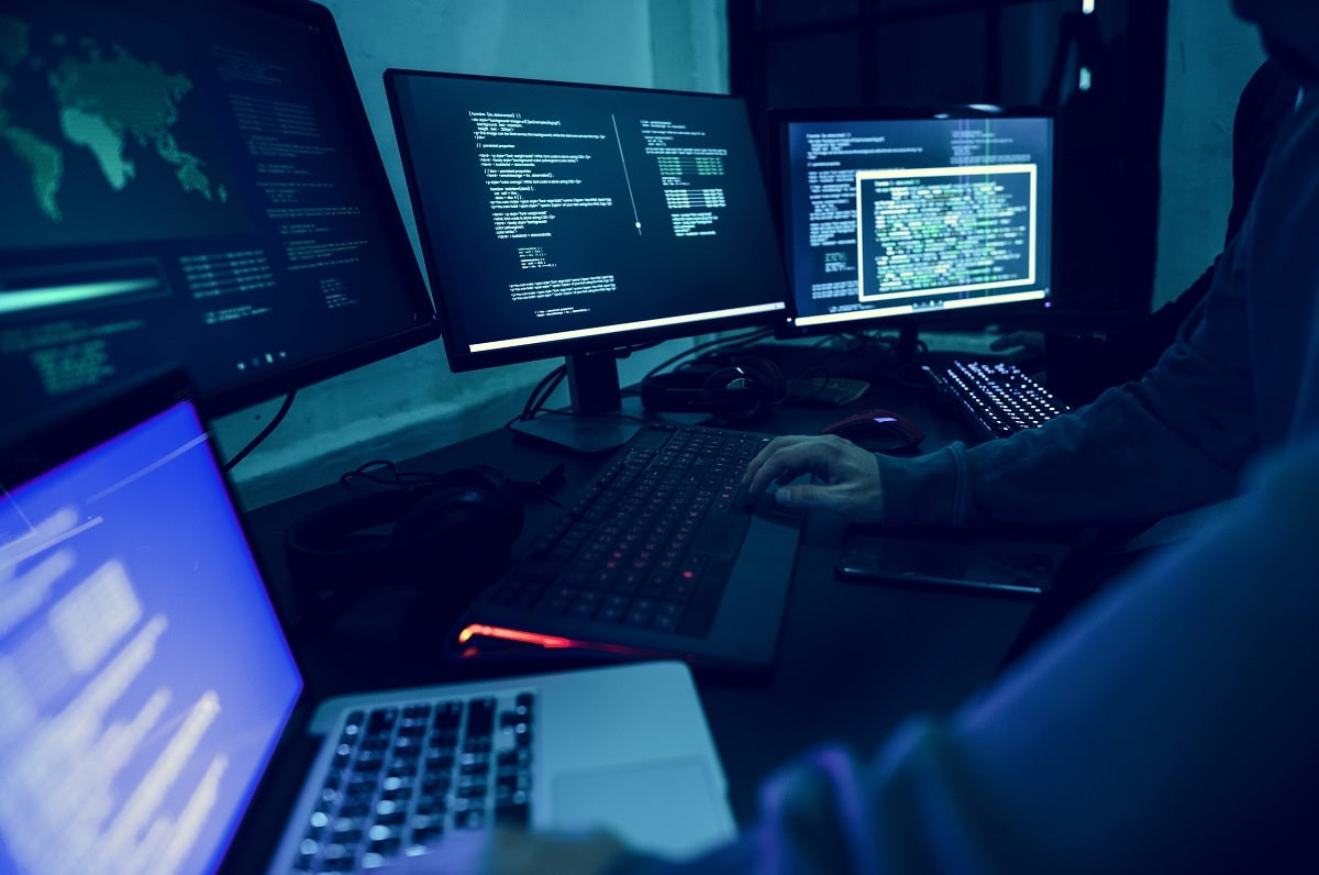Хакеры не успокаиваются: только за месяц произошло более 4 тыс. кибератак