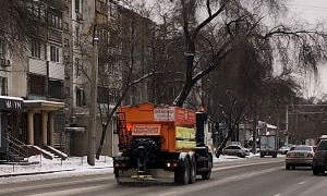 Непогода в Алматы: коммунальные службы готовятся к гололедным явлениям