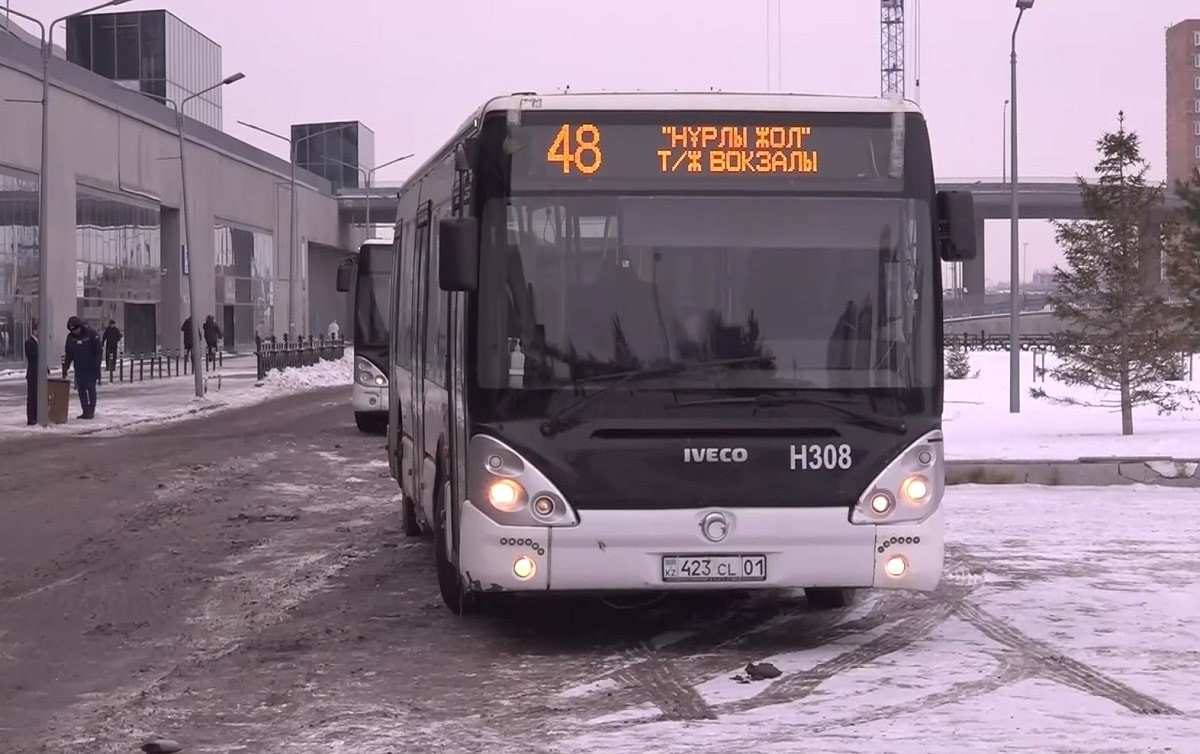 В Астане ежемесячно водители автобусов совершают около 250 нарушений