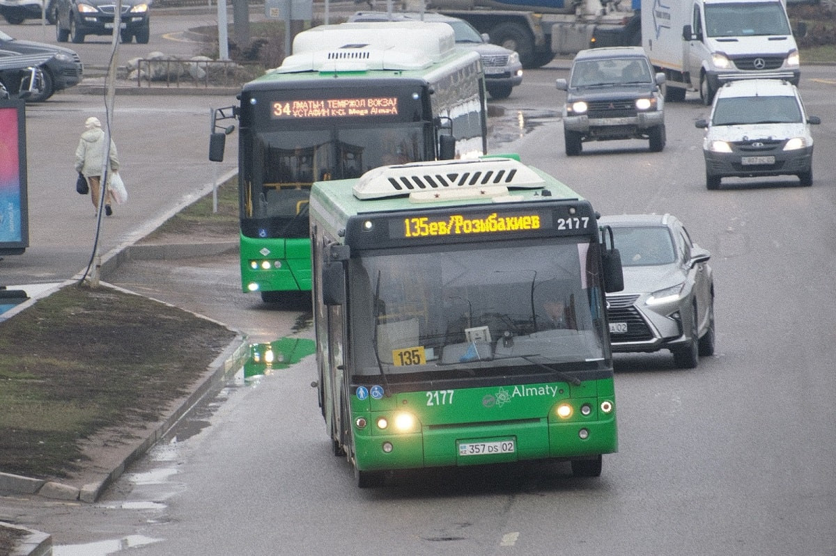 Новые стандарты обслуживания в общественном транспорте внедрят в Алматы