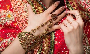Странная традиция: почему индийские жены не называют своих мужей по имени