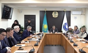 Алматинские политологи обсудили ключевые ценности общества