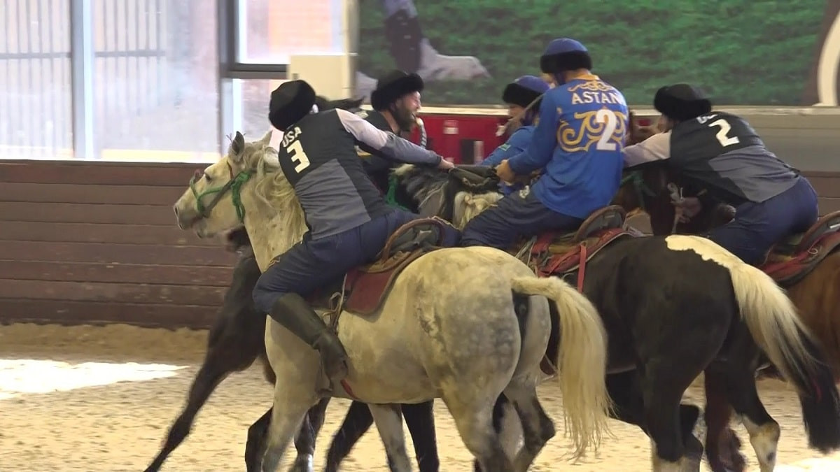 Ұлттық спорт күні: елдің әр аймағынан жиналған сайыпқырандар Астанада бас қосты