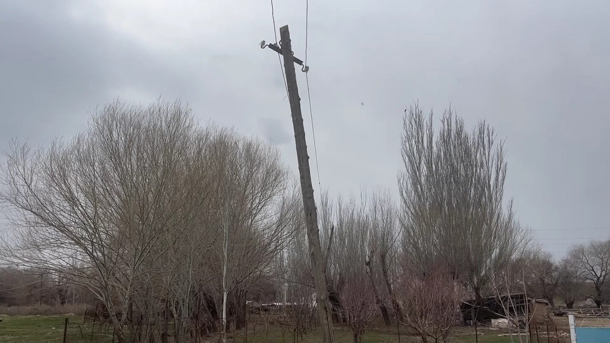 Устаревшие сети: жители Туркестанской области могут остаться без электричества