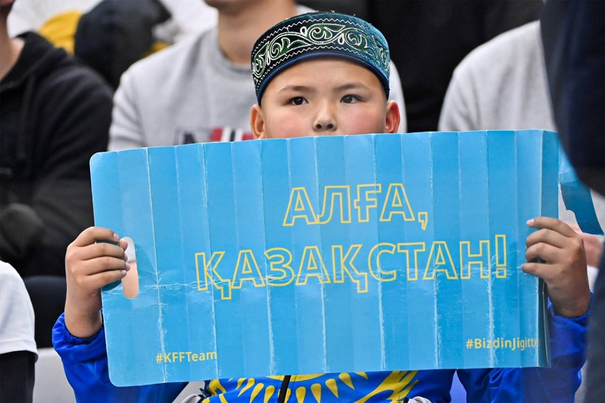 Вот и сказке конец: Казахстан крупно проиграл Греции в стыковом матче Евро-2024