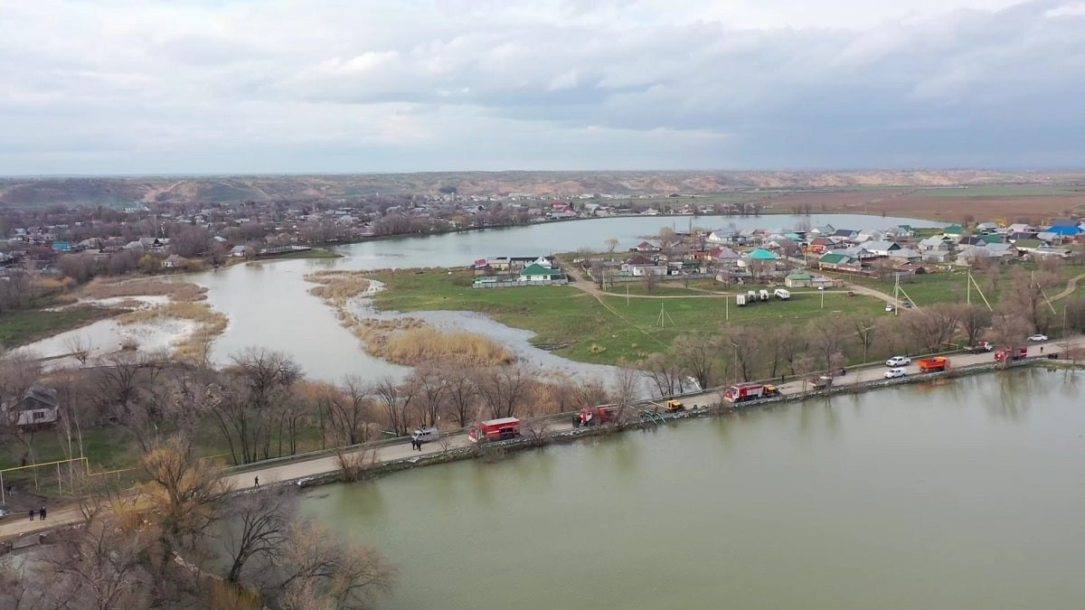 Паводковая ситуация: более 300 домов оказались в опасности из-за прорыва плотины