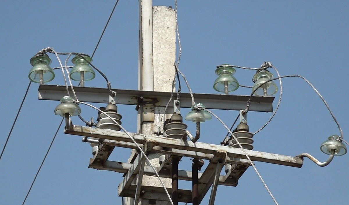 Хозяйка электричества: инженерными сетями села Кемертоган владеют частники