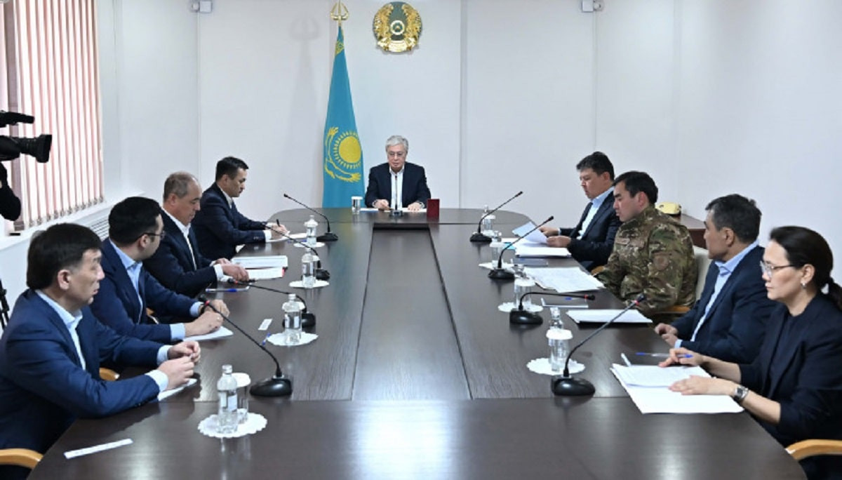 Глава государства провел заседание оперативного штаба в связи с паводковой ситуацией в ЗКО