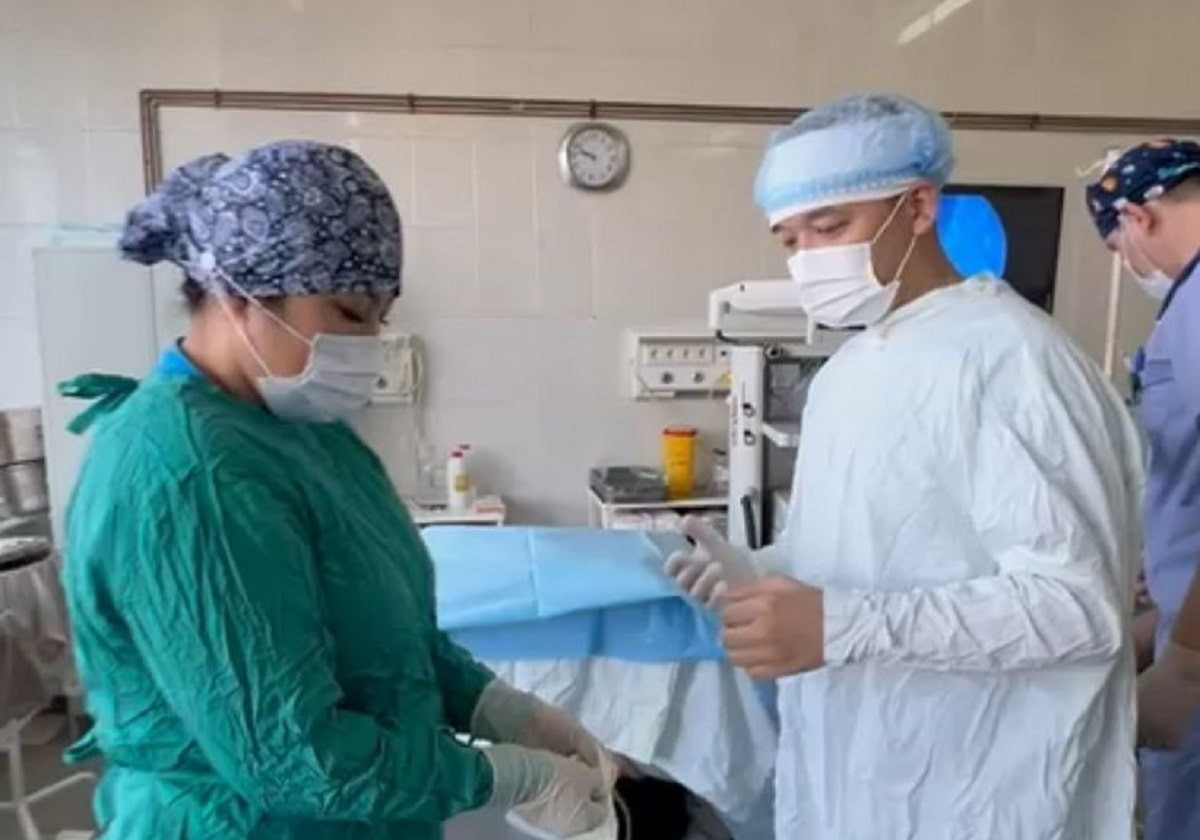 Алматылық травматологтар жас  қыздың қол сүйегін қалпына келтірді