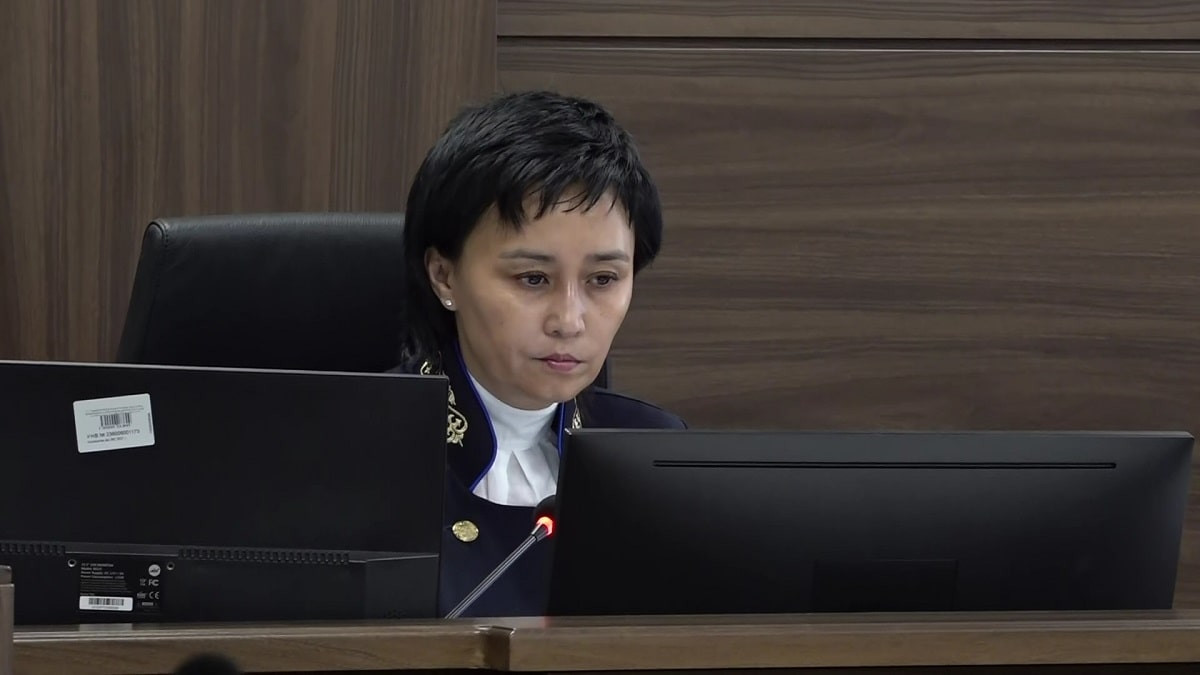Бишімбаевтың адвокаты іске басқа судьяны тартуды талап етті