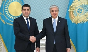Глава государства встретился с Председателем Парламента Грузии Шалвой Папуашвили