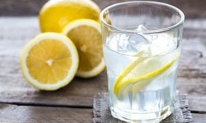 Как любители воды с лимоном доводят себя до рака 