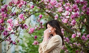 Чихаем и плачем: как уберечься от весенней аллергии