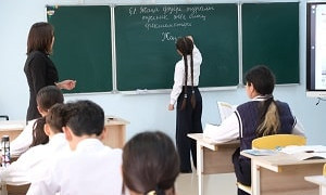 В Казахстане утвердили систему поощрения педагогов