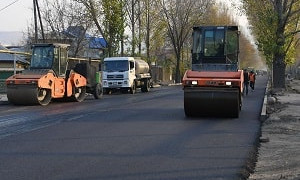 На каких дорогах в Алматы проводится ямочный ремонт