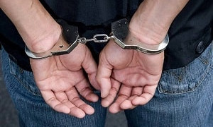 Спецназ задержал убегавшего от полиции мужчину в Жезказгане