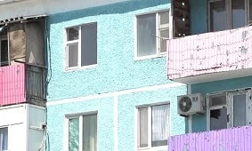 Недоглядели: несколько случаев падения детей из окон произошло в Кызылорде