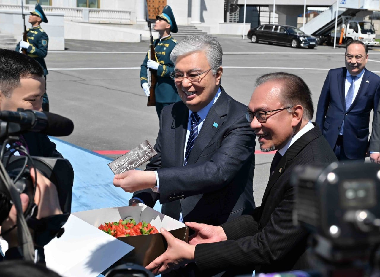 Премьер-министр Малайзии поздравил Президента Казахстана с Днем рождения