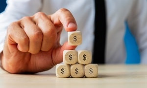 Обманул на 3 млрд тенге: Грузия выдала Казахстану организатора финансовой пирамиды