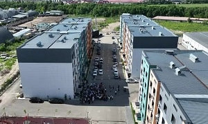 Справили новоселье: десятки очередников получили ключи от квартир в Алматы