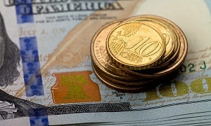 Курс евро и доллара в обменниках Алматы 27 июня 2024 