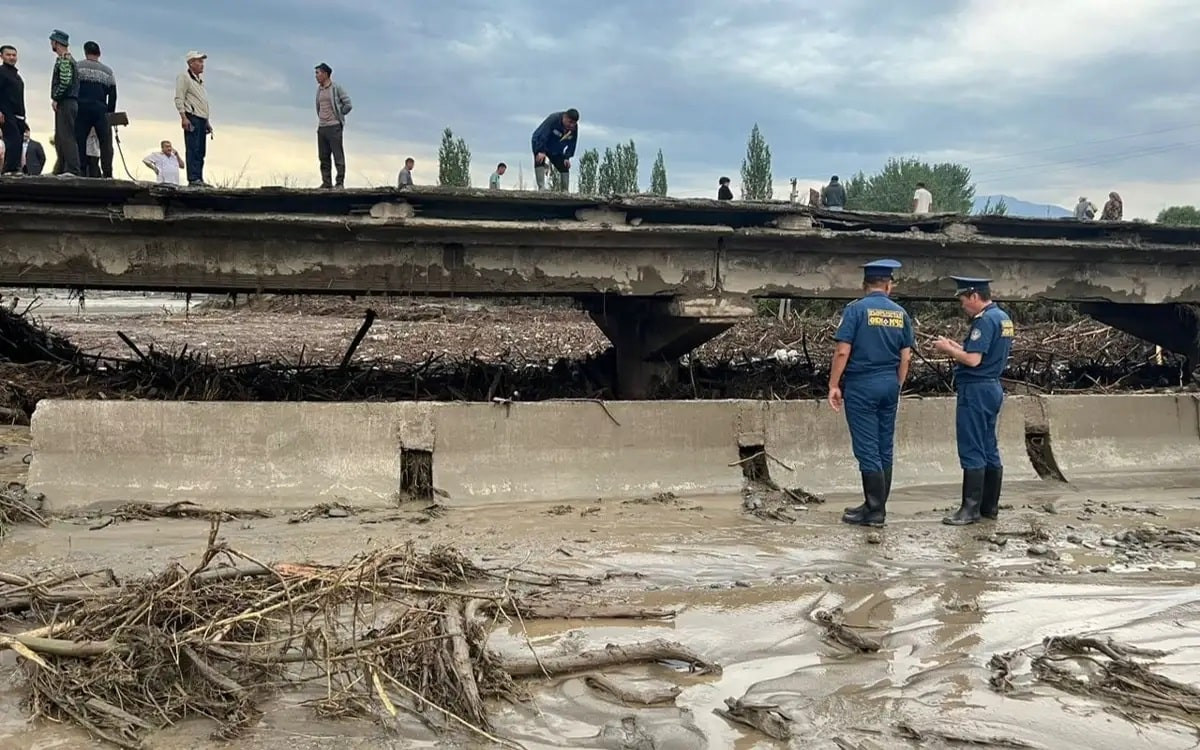 Разрушительный сель в Кыргызстане: 5 человек погибли, десятки дворов затоплены