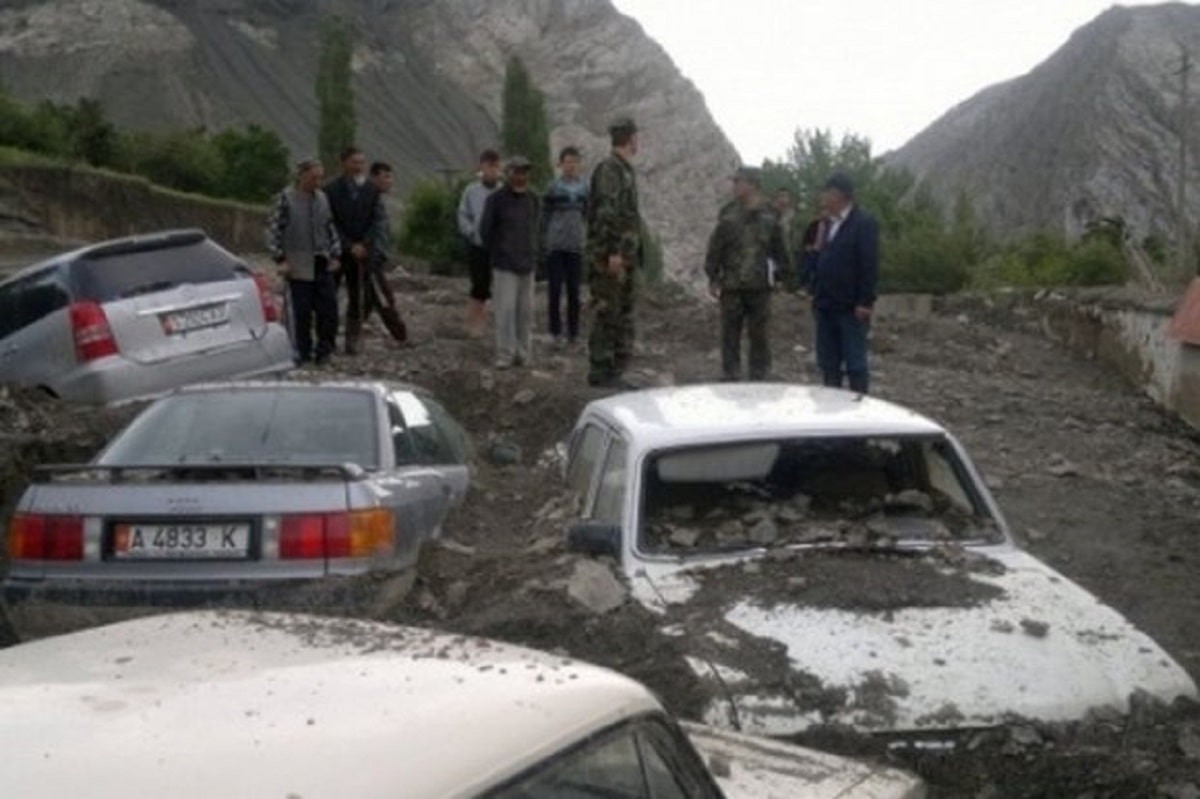 Число жертв селя в Кыргызстане увеличилось до 8 человек 