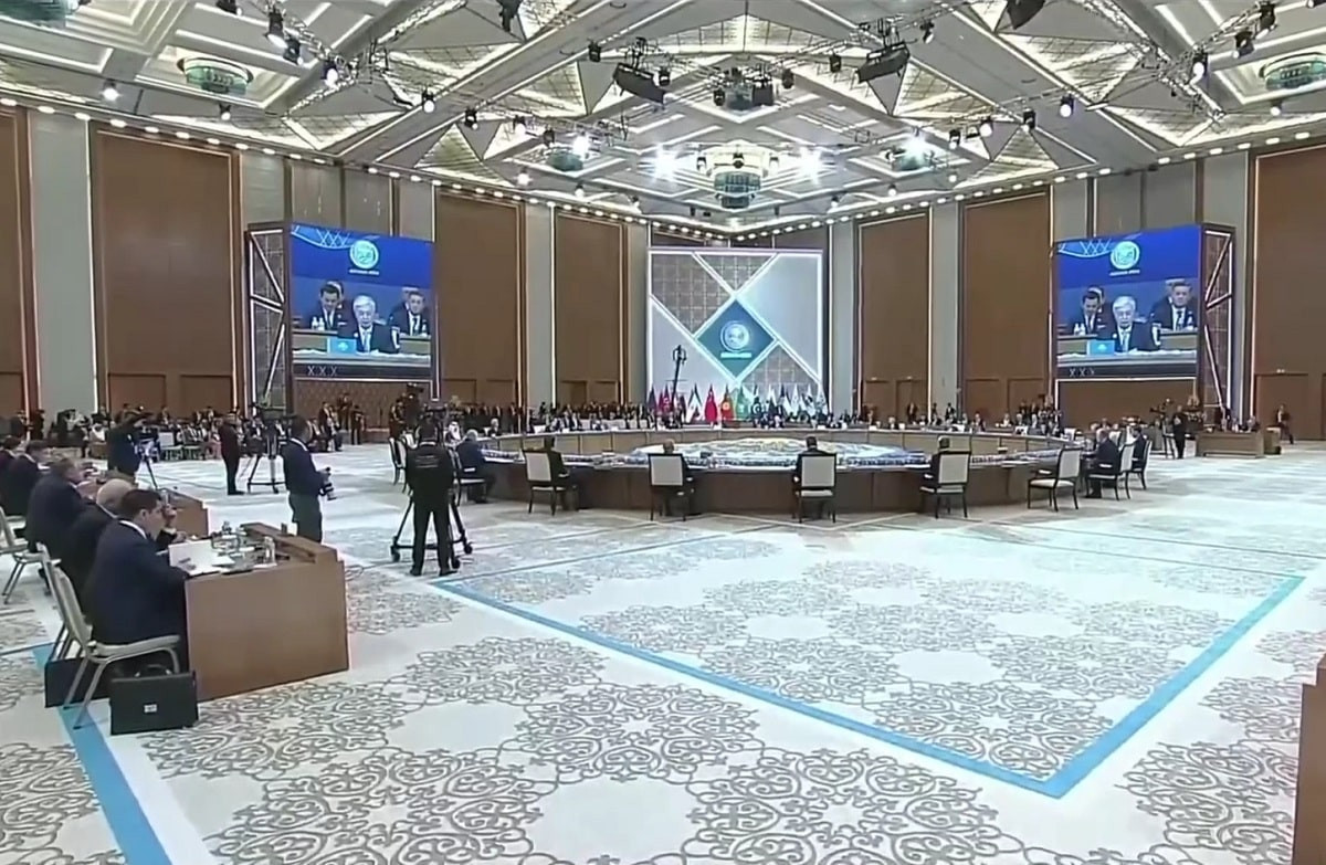 Шетелдік БАҚ Астанадағы ШЫҰ саммиті туралы жазып жатыр 