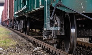 Компенсацию за опоздание поезда хотят увеличить в три раза в Казахстане