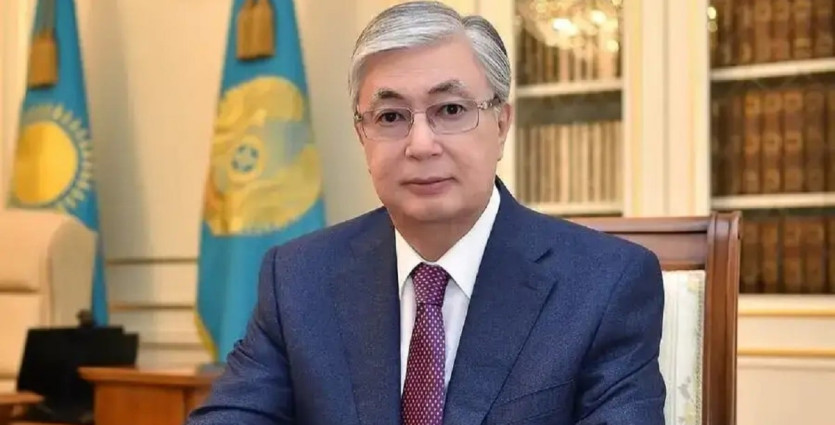 Президент поздравил казахстанцев с Днем домбры