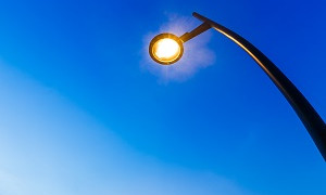 Ауэзовский район на 100% обеспечат наружным освещением до конца 2025 года