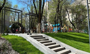 Бюджет народного участия: самый красивый двор в Алматы вызвал восхищение казахстанцев