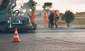 В Алматы на время перекроют один из участков улицы Жандосова