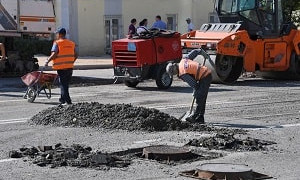 Со следующего года люки на дорогах будут ремонтироваться по новым стандартам – аким Алматы 