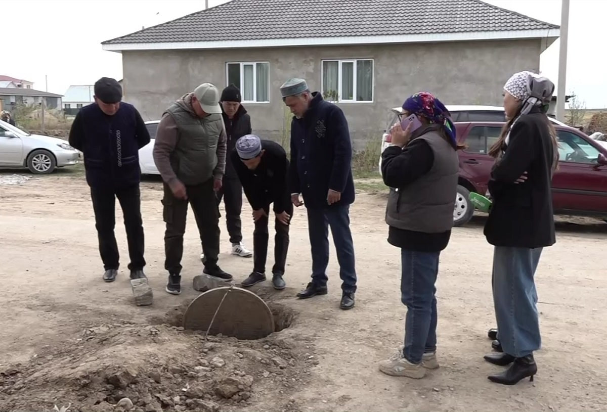 Починка не удалась: в водопроводном колодце погибли три человека, из них один подросток